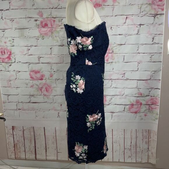 Nicole Miller Women's Strapless Laced Floral Off The Shoulder Midi Dress Navy 6 - Picture 7 of 16